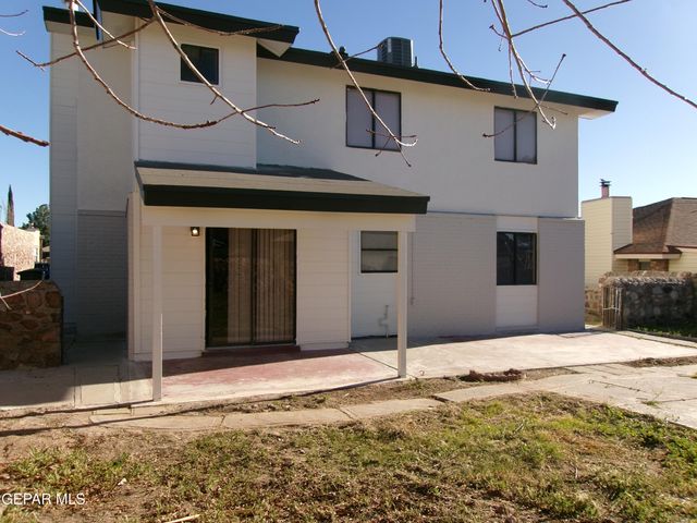 7013 ECHO CLIFFS Drive, El Paso, TX 79912