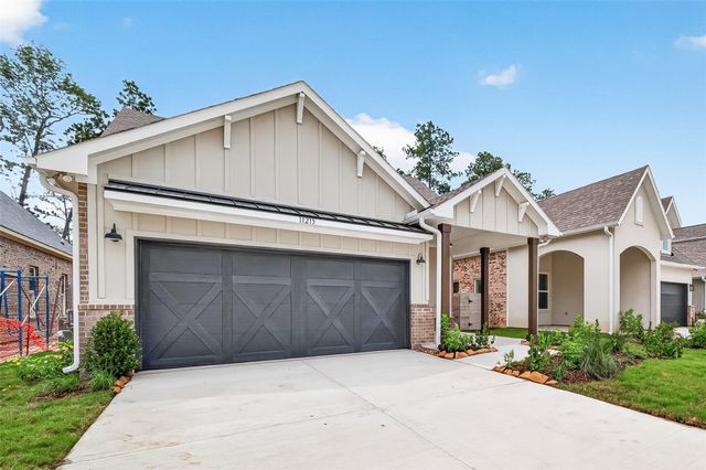11215 Moccasin Drive, Montgomery, TX 77316