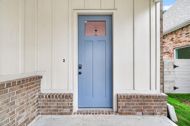 11215 Moccasin Drive, Montgomery, TX 77316