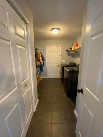 220 Deerwood Drive, Science Hill, KY 42553