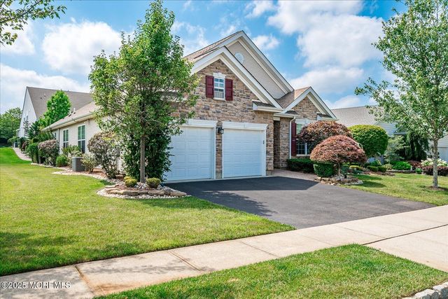 90 Wintergreen Drive, Manalapan, NJ 07726