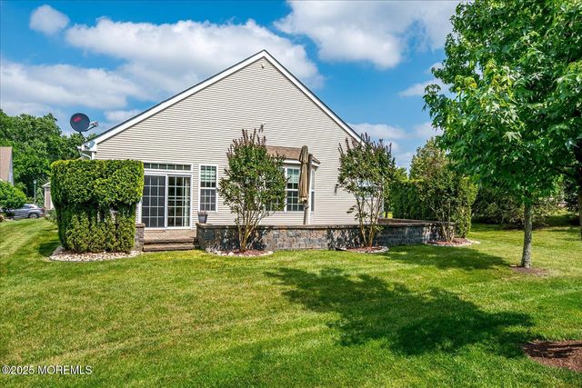 90 Wintergreen Drive, Manalapan, NJ 07726
