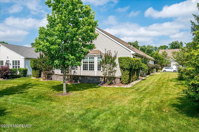 90 Wintergreen Drive, Manalapan, NJ 07726