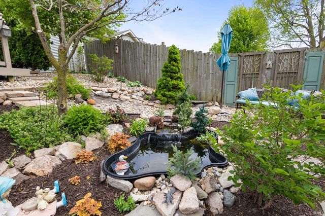 701 Prism Valley Drive, Mishawaka, IN 46544