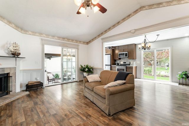 701 Prism Valley Drive, Mishawaka, IN 46544