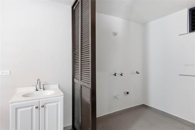 4 RIVERSIDE 4, Guaynabo, PR 00971
