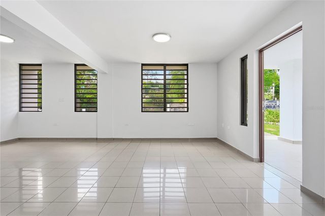 4 RIVERSIDE 4, Guaynabo, PR 00971