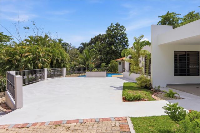 4 RIVERSIDE 4, Guaynabo, PR 00971