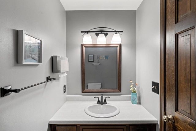 241 SCOUT WAY, De Pere, WI 54115
