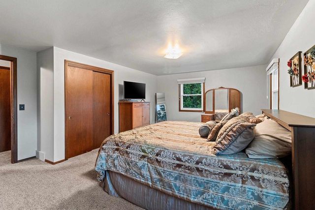 241 SCOUT WAY, De Pere, WI 54115