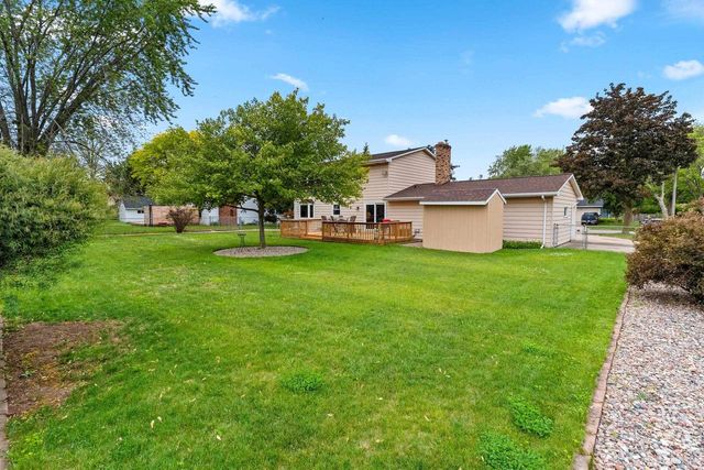 241 SCOUT WAY, De Pere, WI 54115