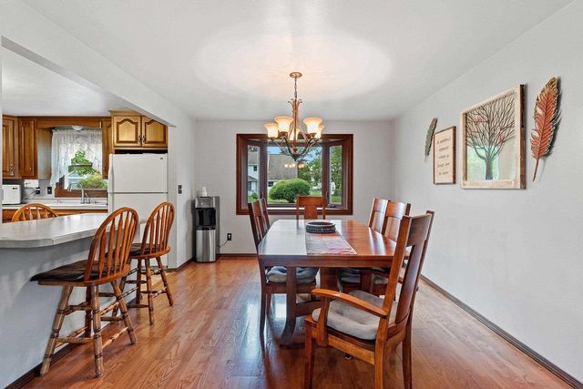 241 SCOUT WAY, De Pere, WI 54115