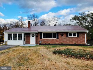 11525 ENGLEWOOD RD, Hagerstown, MD 21740