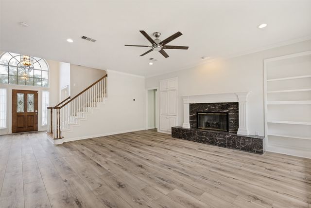 2721 Gold Rush Lane, Carrollton, TX 75007