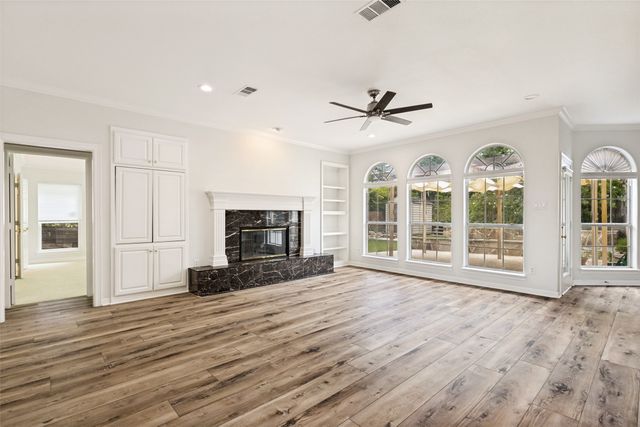 2721 Gold Rush Lane, Carrollton, TX 75007