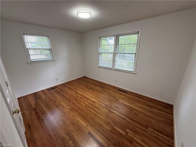 2843 Hermitage Drive, Winston-salem, NC 27104