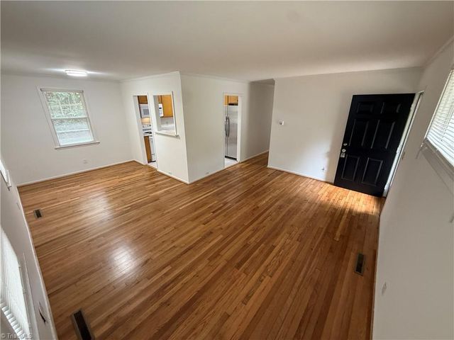 2843 Hermitage Drive, Winston-salem, NC 27104