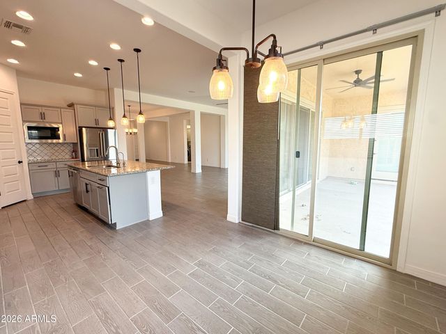 5214 W Thresher Way, Laveen, AZ 85339