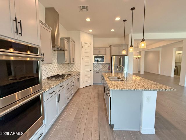 5214 W Thresher Way, Laveen, AZ 85339