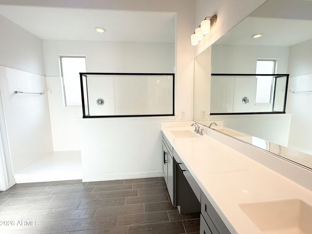 5214 W Thresher Way, Laveen, AZ 85339