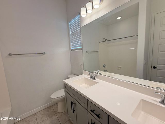 5214 W Thresher Way, Laveen, AZ 85339