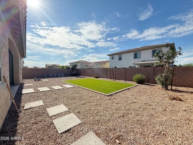 5214 W Thresher Way, Laveen, AZ 85339