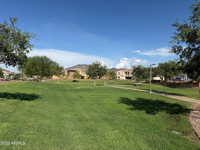 5214 W Thresher Way, Laveen, AZ 85339