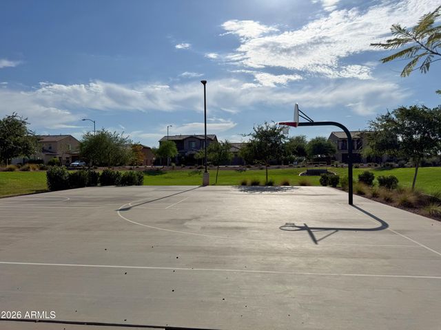 5214 W Thresher Way, Laveen, AZ 85339