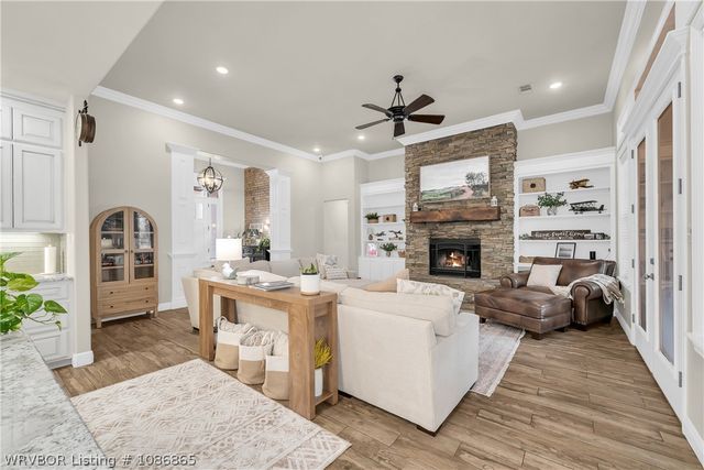 1732 N Mountain Grove Road, Alma, AR 72921