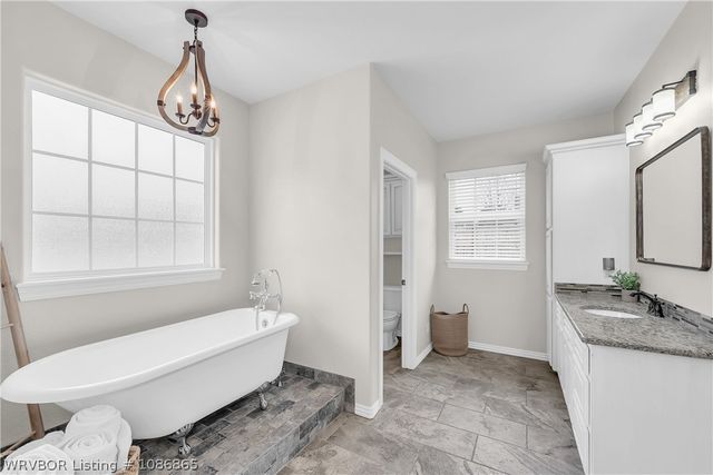 1732 N Mountain Grove Road, Alma, AR 72921