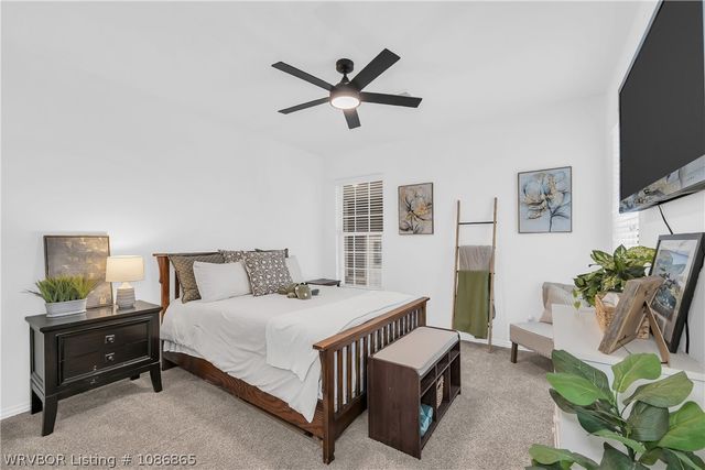 1732 N Mountain Grove Road, Alma, AR 72921