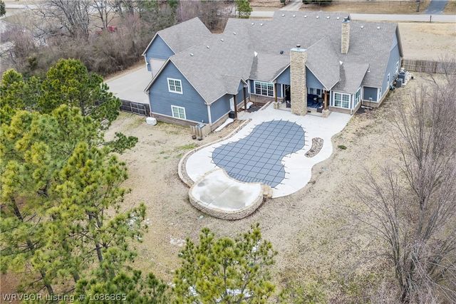 1732 N Mountain Grove Road, Alma, AR 72921