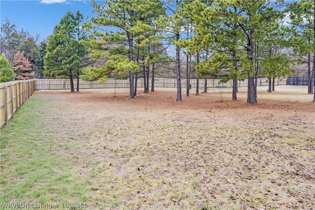 1732 N Mountain Grove Road, Alma, AR 72921