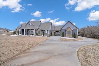 1732 N Mountain Grove Road, Alma, AR 72921