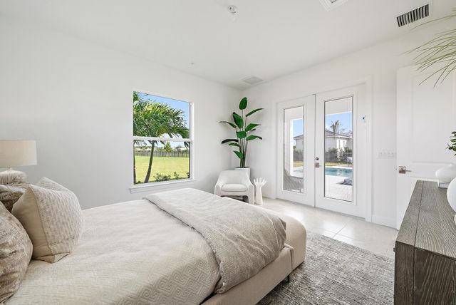 20037 SE Bridgewater Drive, Jupiter, FL 33458