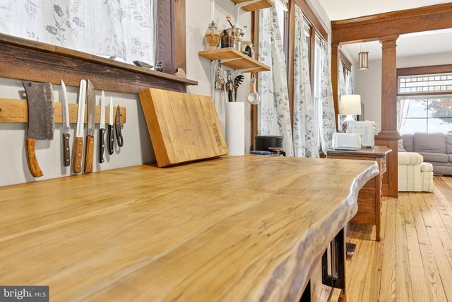 406 BRIMMER AVE, New Holland, PA 17557