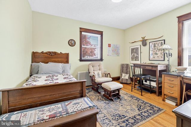 406 BRIMMER AVE, New Holland, PA 17557