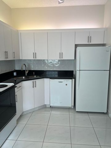 5275 Europa Drive I, Boynton Beach, FL 33437