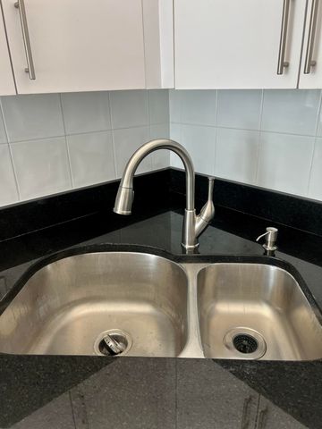 5275 Europa Drive I, Boynton Beach, FL 33437