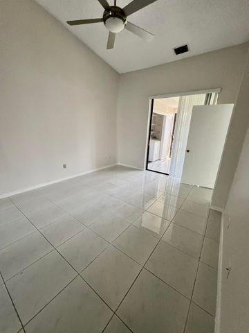 5275 Europa Drive I, Boynton Beach, FL 33437