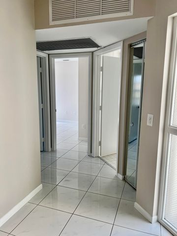 5275 Europa Drive I, Boynton Beach, FL 33437