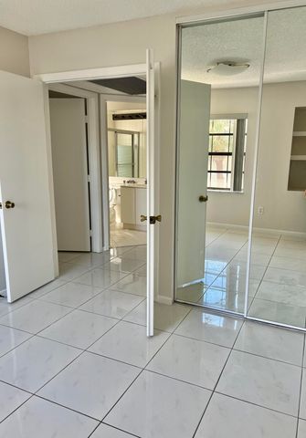 5275 Europa Drive I, Boynton Beach, FL 33437