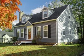 914 25th St SE, Cedar Rapids, IA 52403