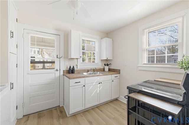 200 Mohawk Ave, Hopewell, VA 23860