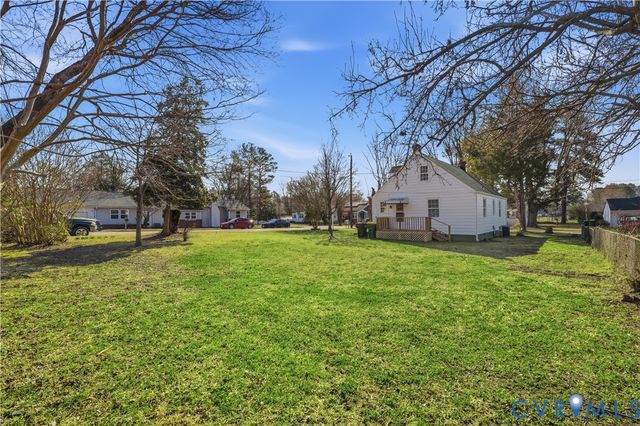 200 Mohawk Ave, Hopewell, VA 23860