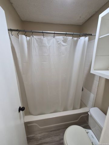 6314 Cambridge Dr Apt 1, San Antonio, TX 78218