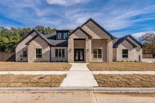7611 Awadi Court, Arlington, TX 76001