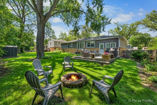 1441 E Joan Drive, Palatine, IL 60074