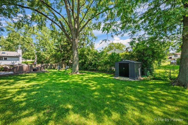 1441 E Joan Drive, Palatine, IL 60074