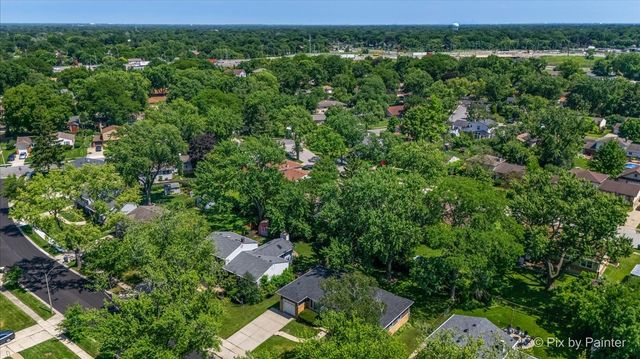 1441 E Joan Drive, Palatine, IL 60074
